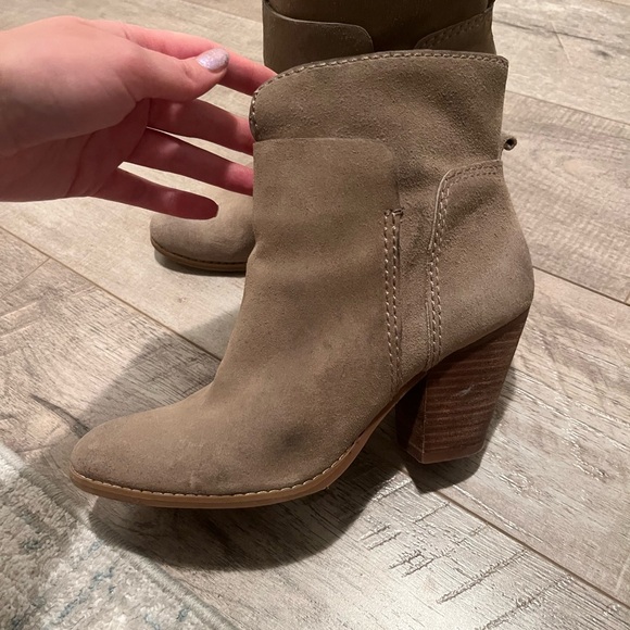 Nine West booties - Picture 2 of 7